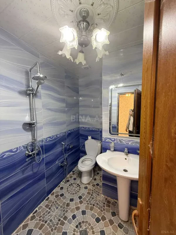 Satılır 5 otaqlı mənzil 100 m²