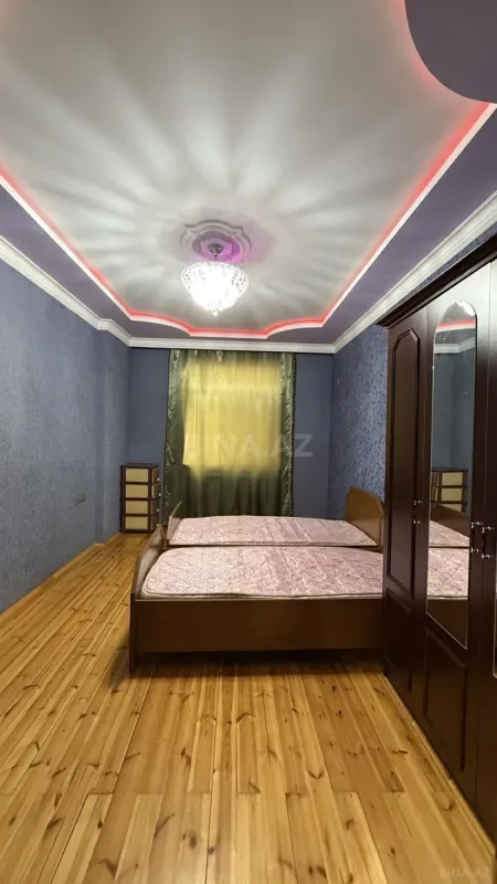 Satılır 2 otaqlı mənzil 62 m²