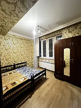 Kirayə verilir 2 otaqlı mənzil 65 m²