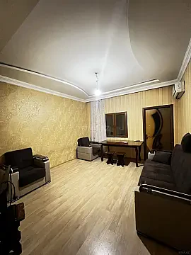 Kirayə verilir 2 otaqlı mənzil 65 m²