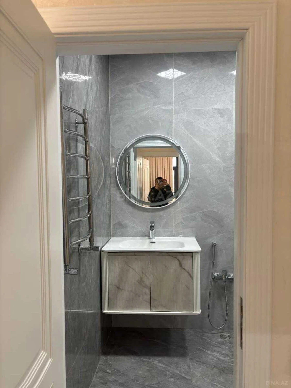 Kirayə verilir 2 otaqlı mənzil 80 m²