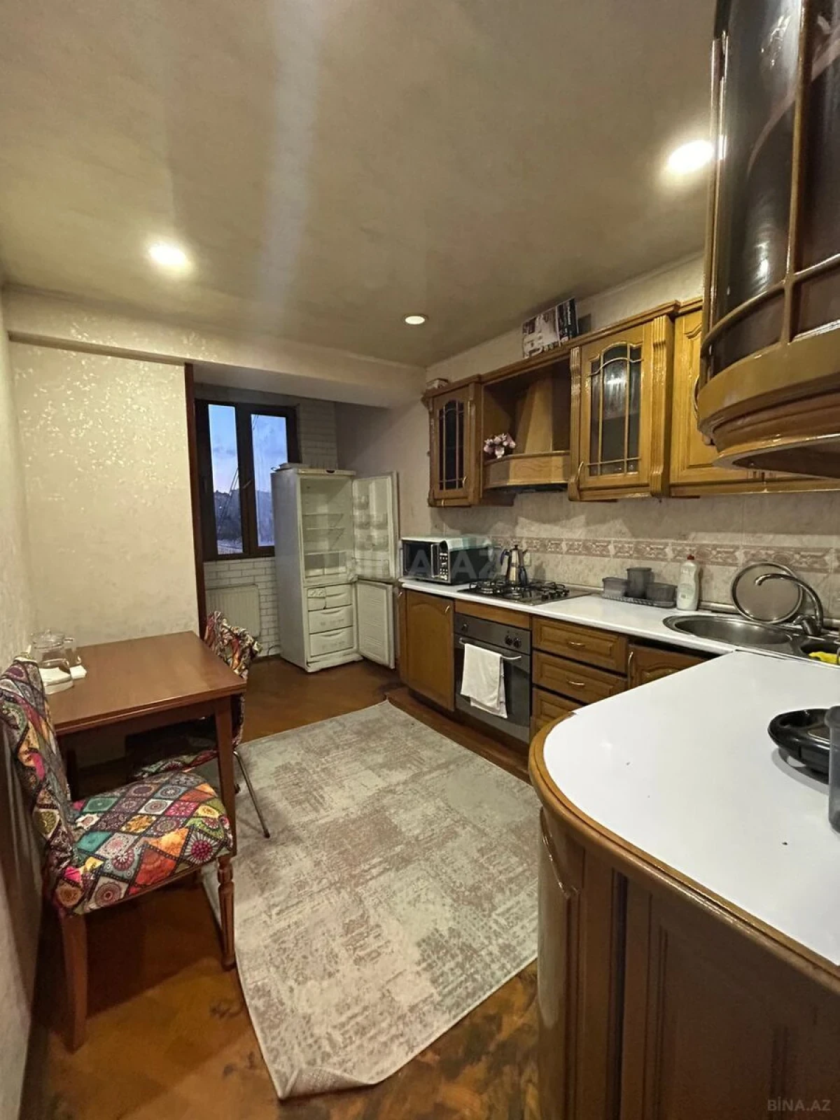 Kirayə verilir 4 otaqlı mənzil 115 m²