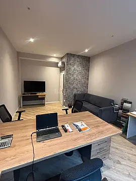 Kirayə verilir 1 otaqlı ofis 20 m²