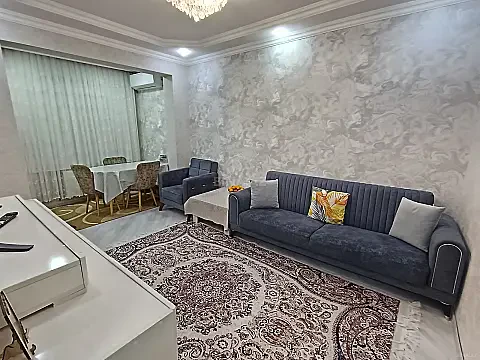 Satılır 3 otaqlı mənzil 85 m² — Bakı, Memar Əcəmi yanı 3 otaq 85.00 m²