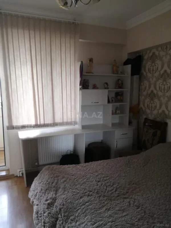Satılır 4 otaqlı mənzil 103 m²