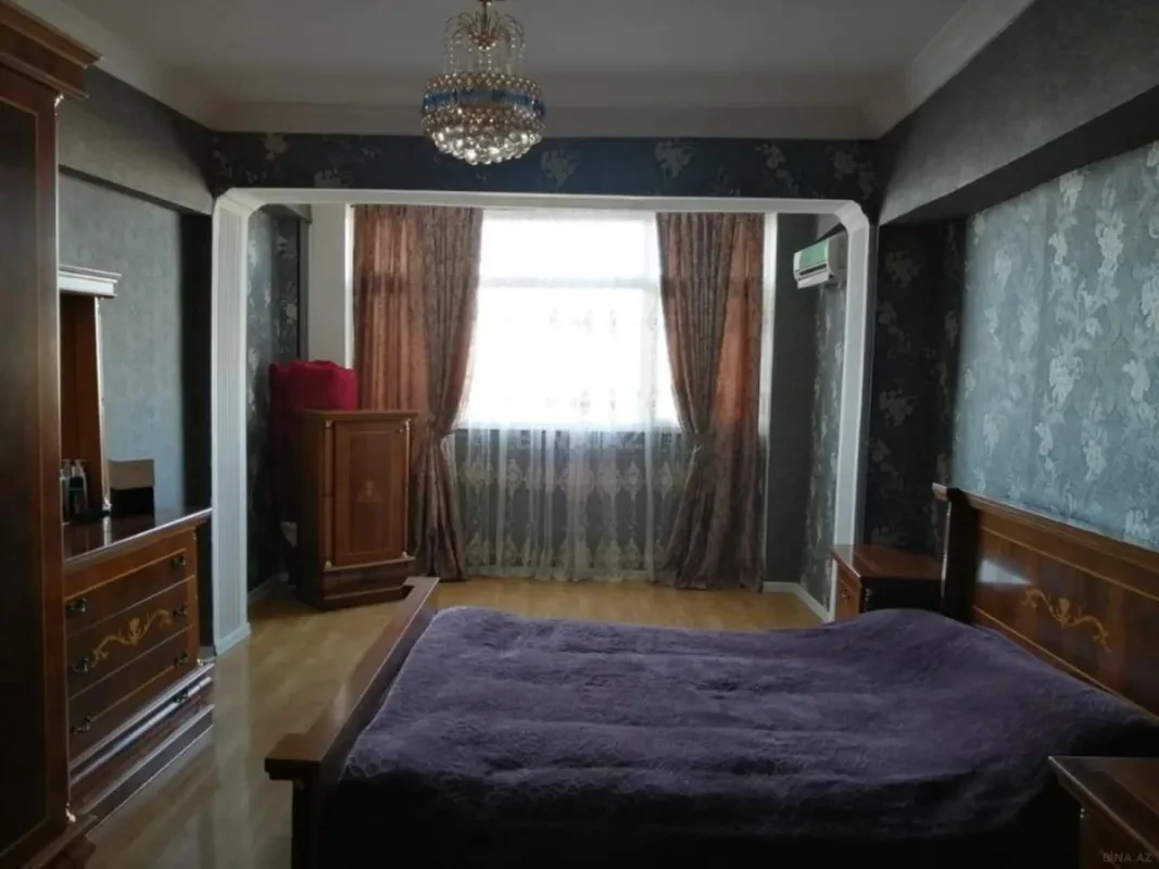 Satılır 4 otaqlı mənzil 103 m²
