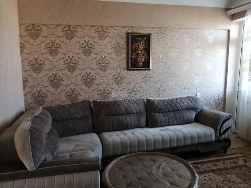 Satılır 4 otaqlı mənzil 103 m²