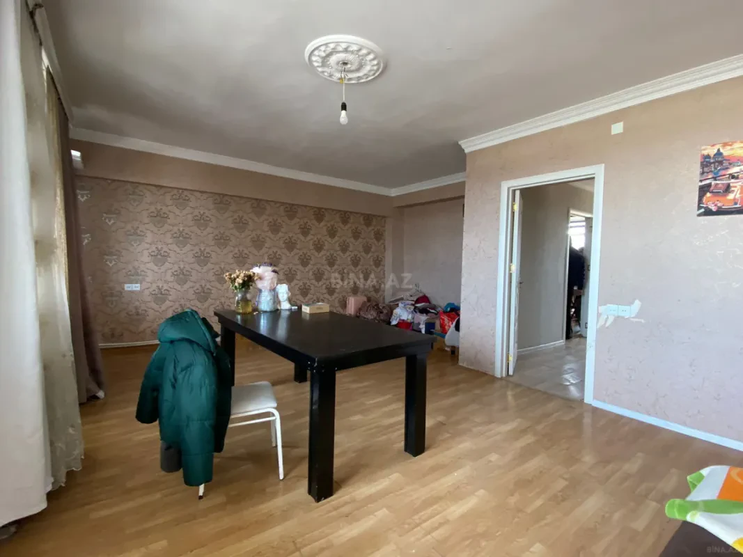 Satılır 4 otaqlı mənzil 103 m²