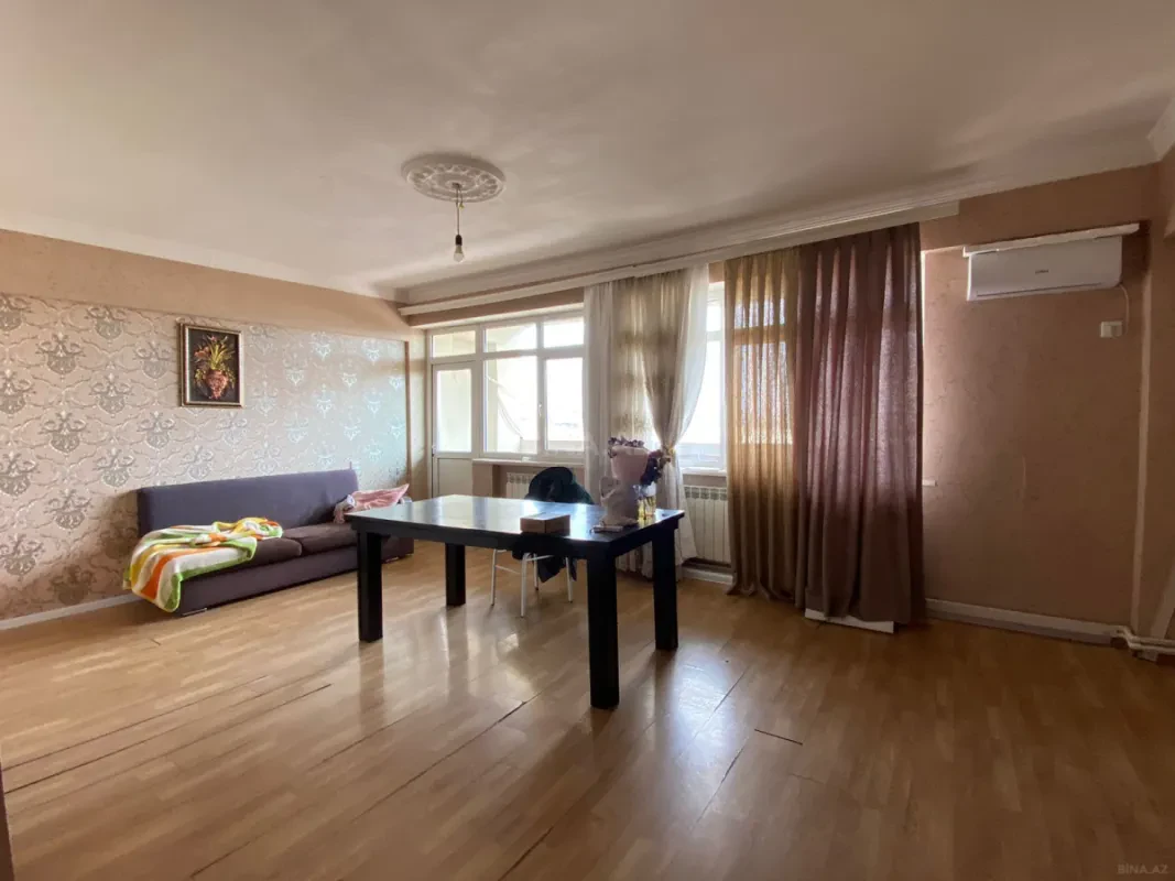 Satılır 4 otaqlı mənzil 103 m²