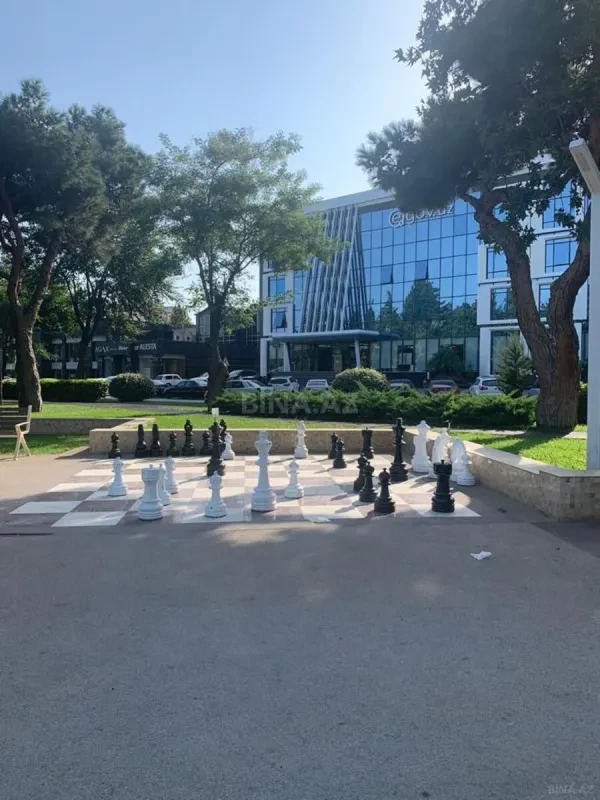 Satılır 4 otaqlı mənzil 103 m²