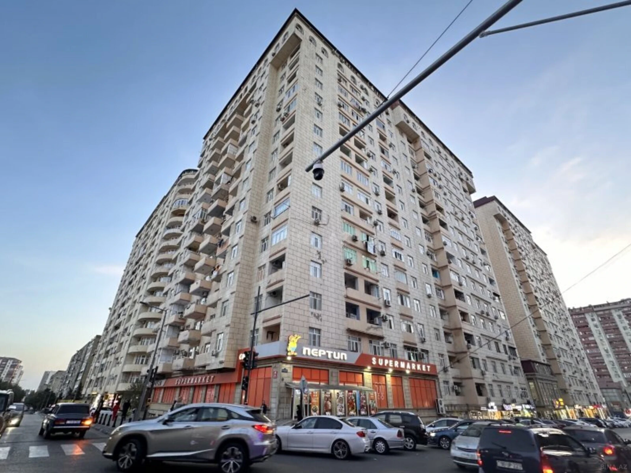 Satılır 3 otaqlı mənzil 120 m²