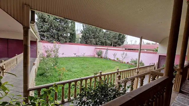 Satılır 7 otaqlı həyət evi 450 m² — Bakı 7 otaq 450.00 m²