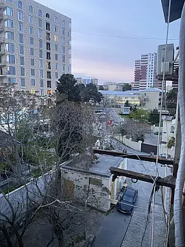 Kirayə verilir 2 otaqlı mənzil 60 m²