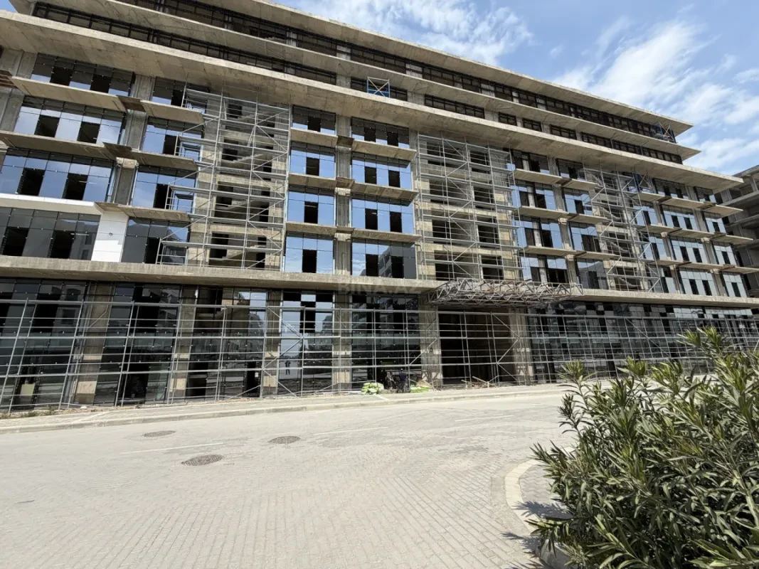 Satılır 1 otaqlı mənzil 40.7 m²