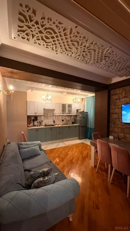 Kirayə verilir 2 otaqlı mənzil 53 m²