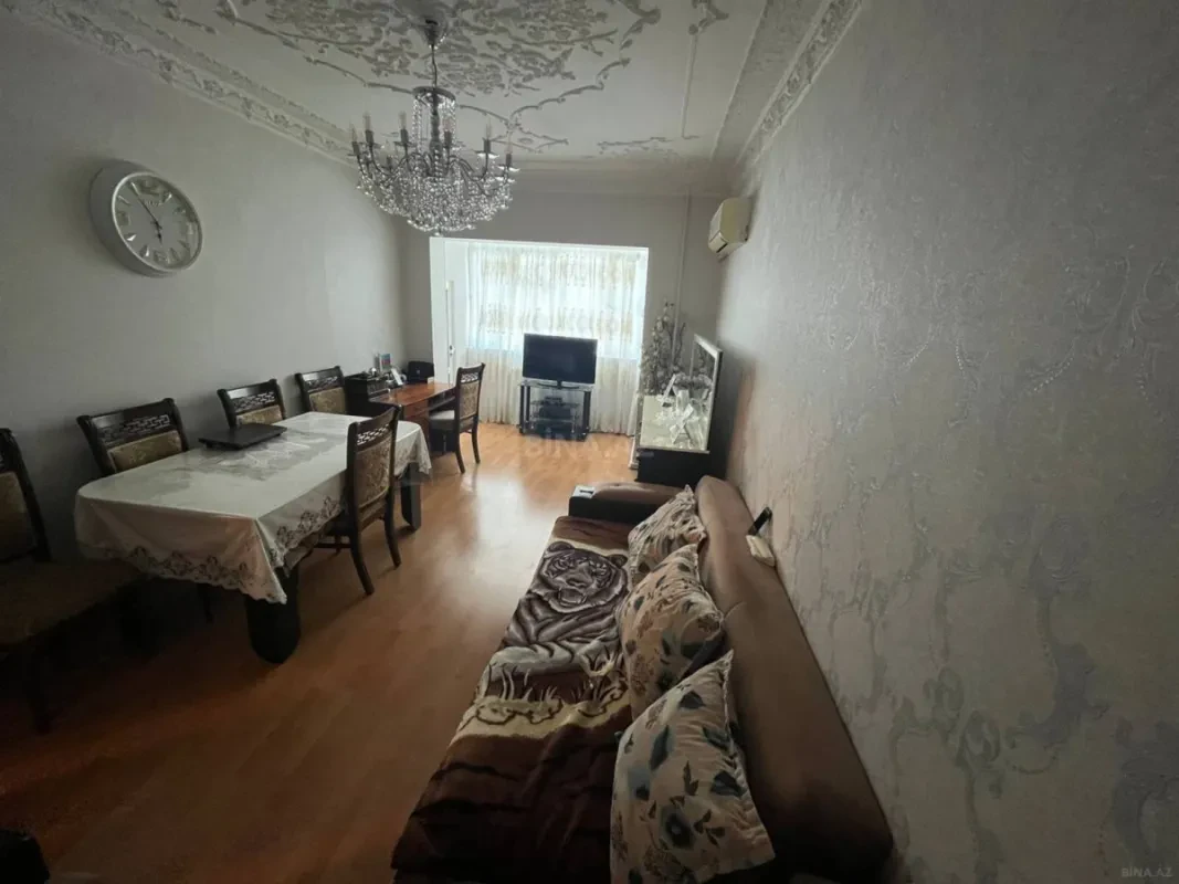 Satılır 4 otaqlı mənzil 110 m²