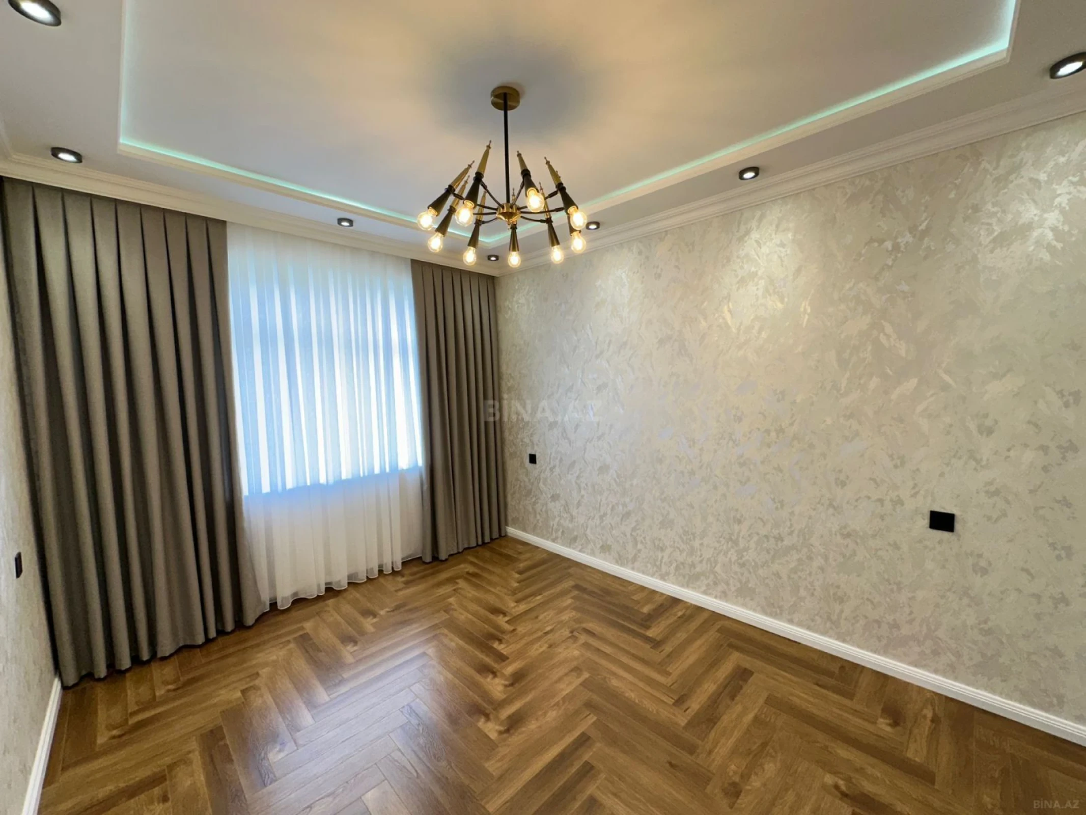 Satılır 3 otaqlı mənzil 80 m²