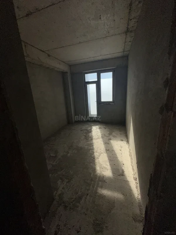 Satılır 3 otaqlı mənzil 114 m²