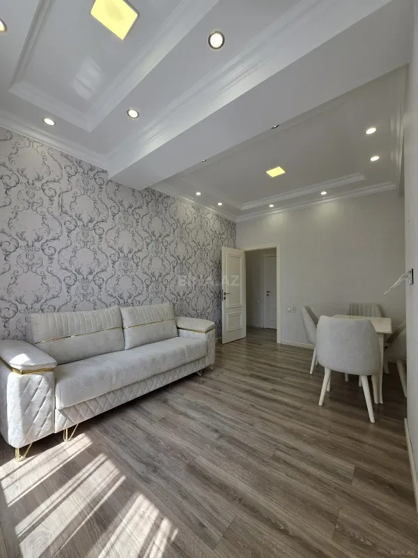 Satılır 3 otaqlı mənzil 95 m²