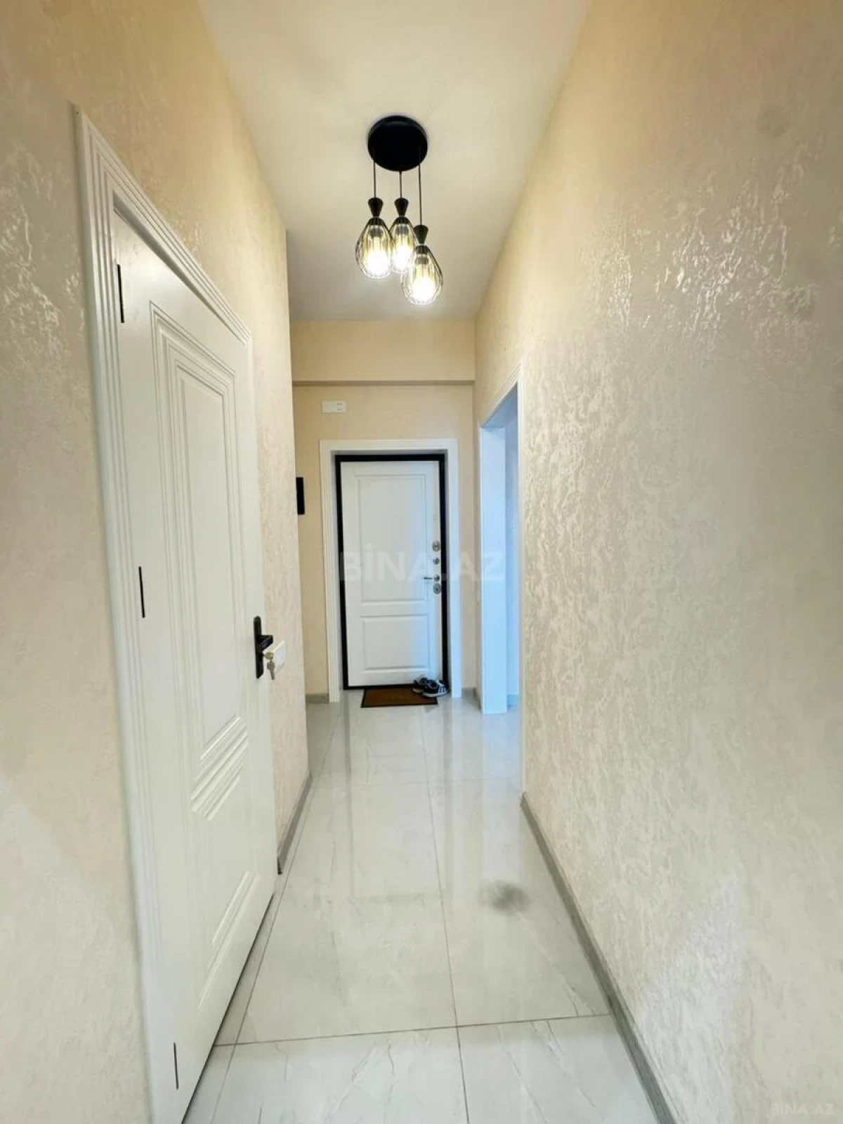 Satılır 2 otaqlı mənzil 55 m²