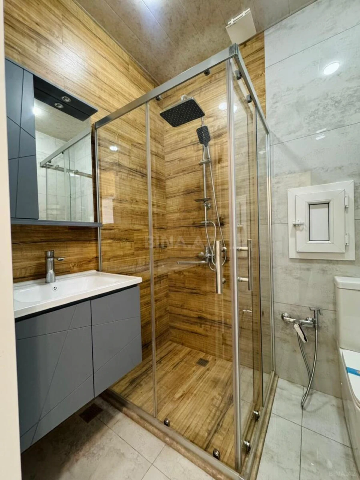 Satılır 2 otaqlı mənzil 55 m²