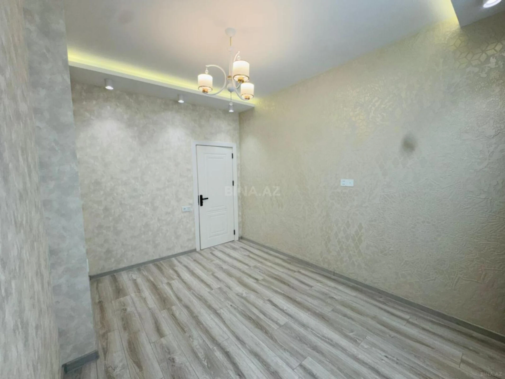 Satılır 2 otaqlı mənzil 55 m²