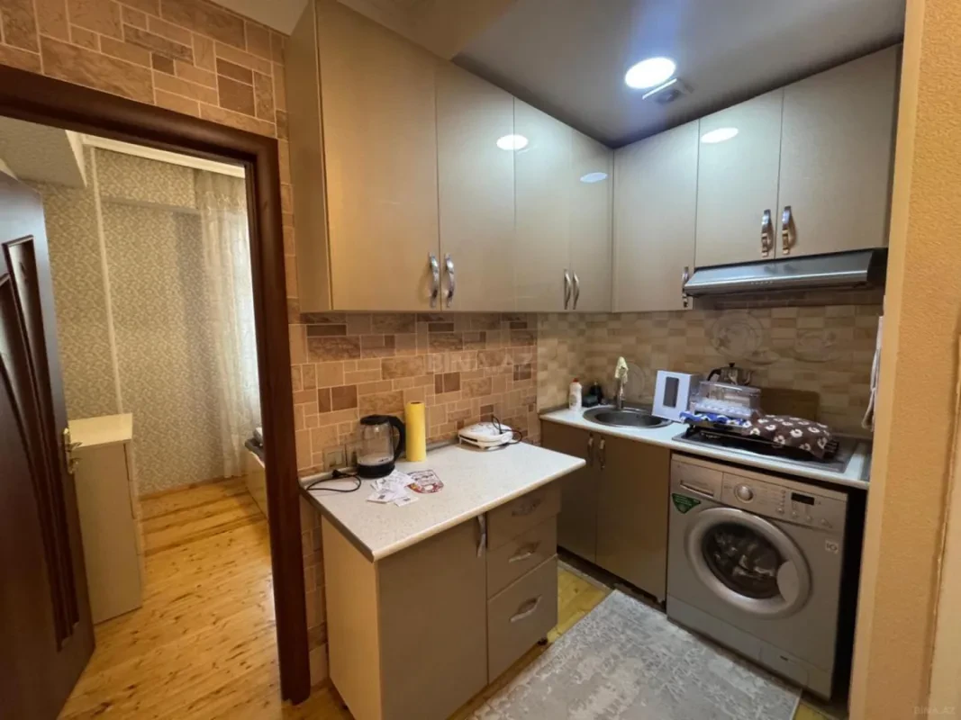 Satılır 2 otaqlı mənzil 42 m²