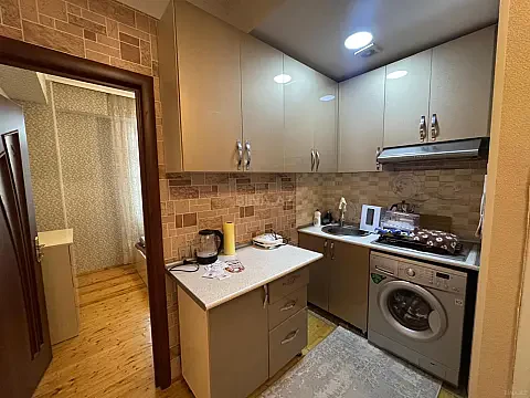 Satılır 2 otaqlı mənzil 42 m²
