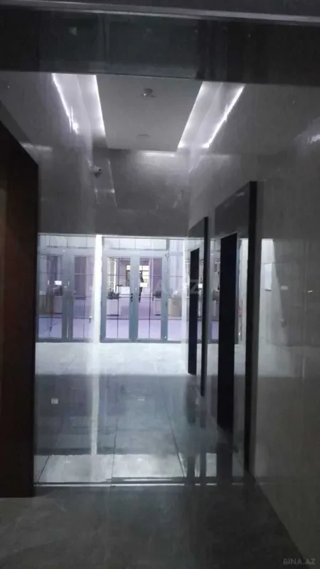 Kirayə verilir 2 otaqlı mənzil 61 m²