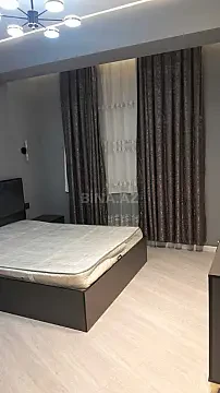 Kirayə verilir 2 otaqlı mənzil 61 m²
