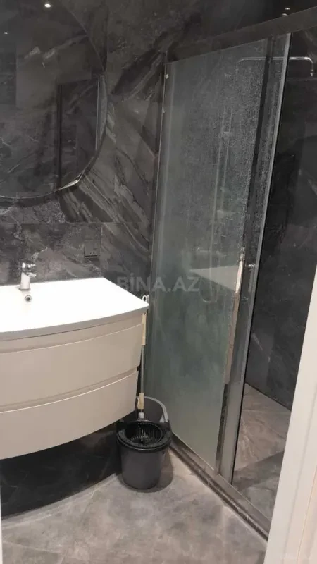 Kirayə verilir 2 otaqlı mənzil 61 m²
