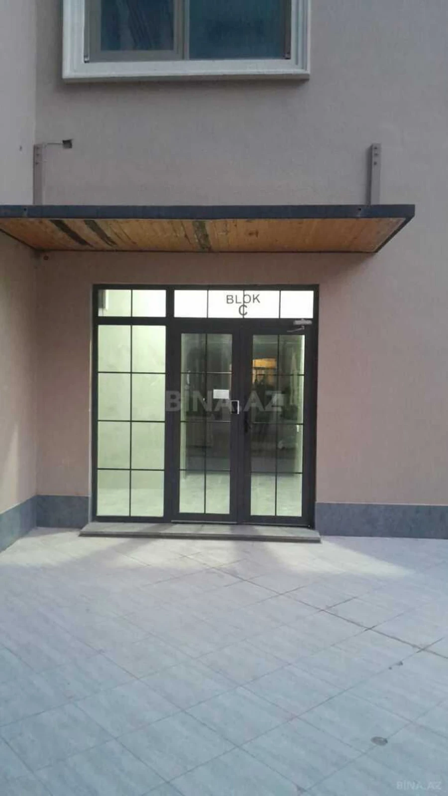 Kirayə verilir 2 otaqlı mənzil 61 m²