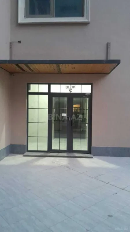 Kirayə verilir 2 otaqlı mənzil 61 m²