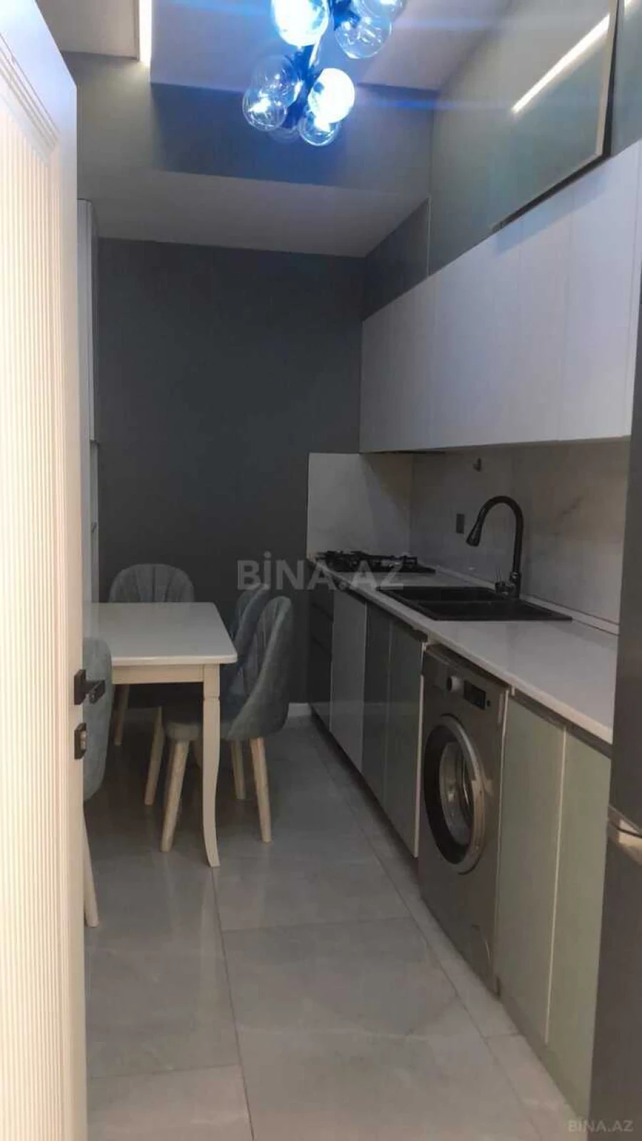 Kirayə verilir 2 otaqlı mənzil 61 m²