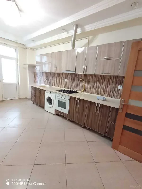 Satılır 2 otaqlı mənzil 90 m²