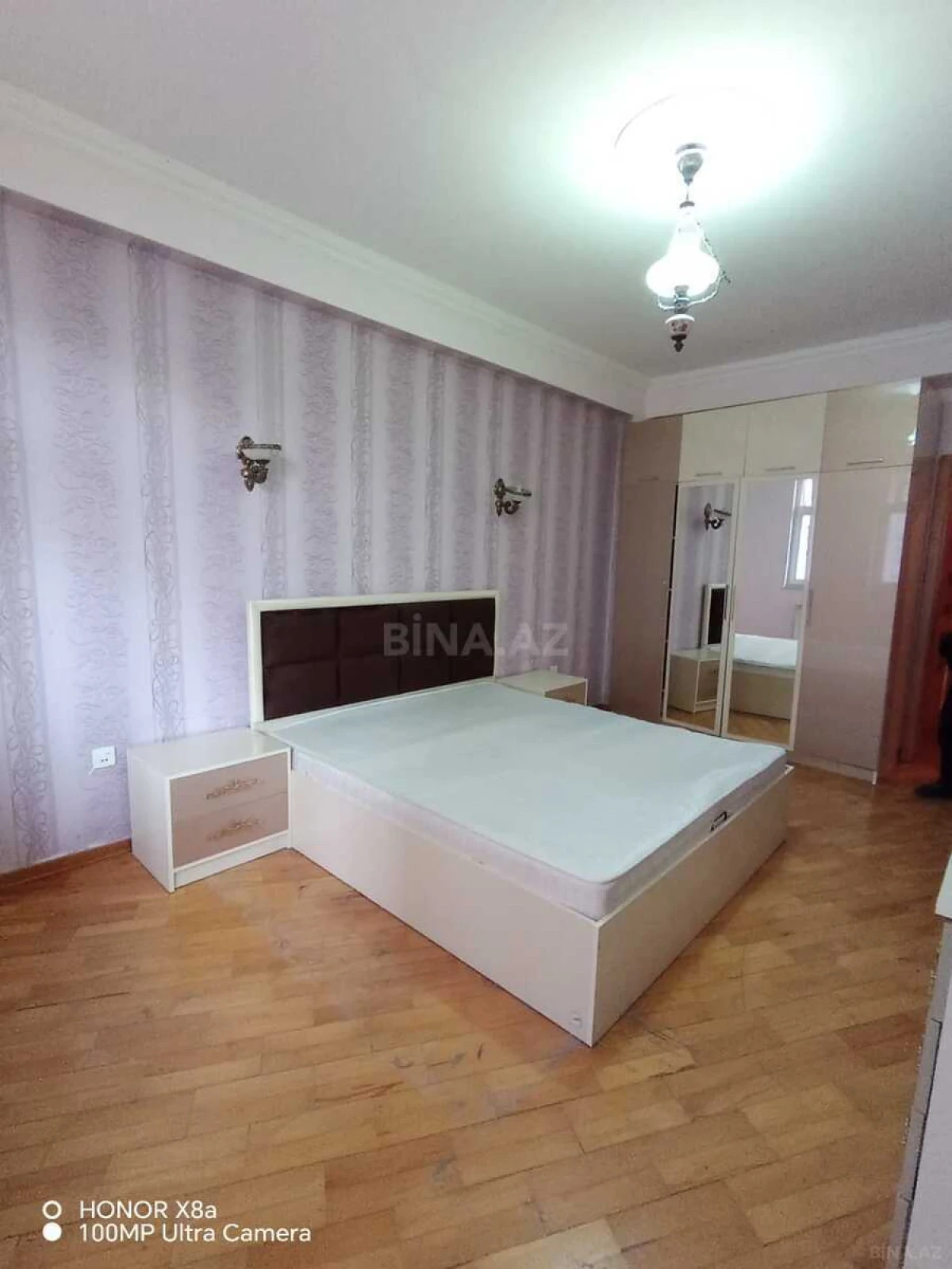 Satılır 2 otaqlı mənzil 90 m²