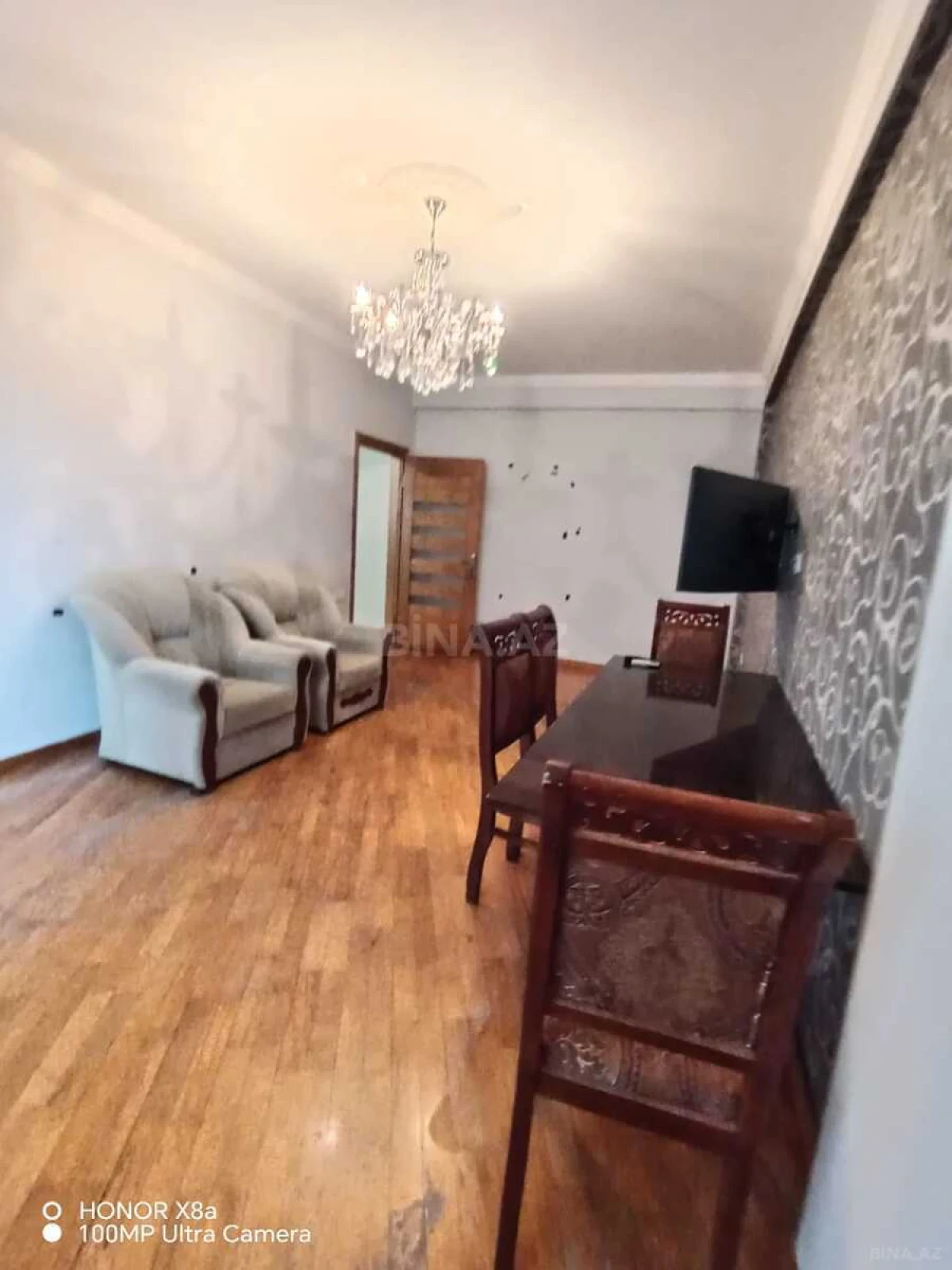 Satılır 2 otaqlı mənzil 90 m²