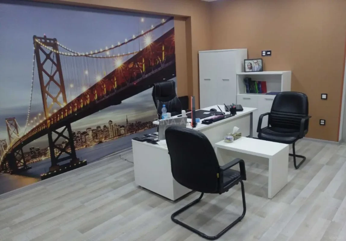 Kirayə verilir 2 otaqlı ofis 55 m²