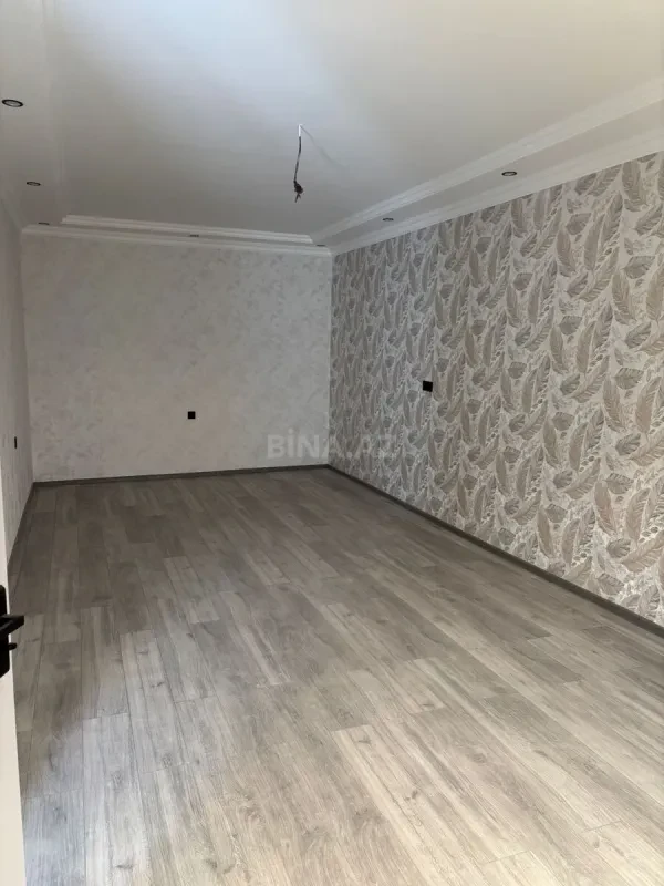 Satılır 5 otaqlı həyət evi 140 m²