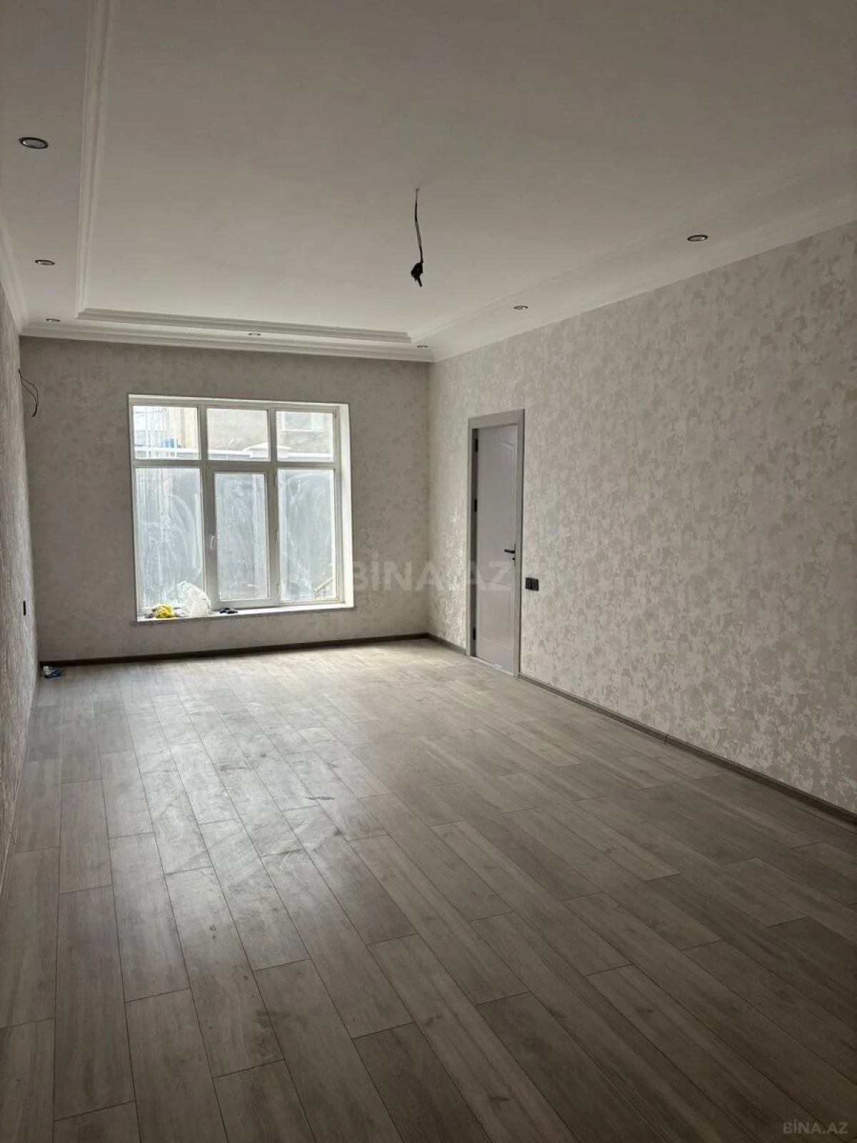 Satılır 5 otaqlı həyət evi 140 m²