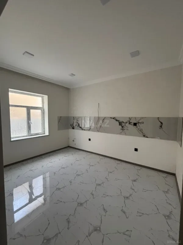 Satılır 5 otaqlı həyət evi 140 m²