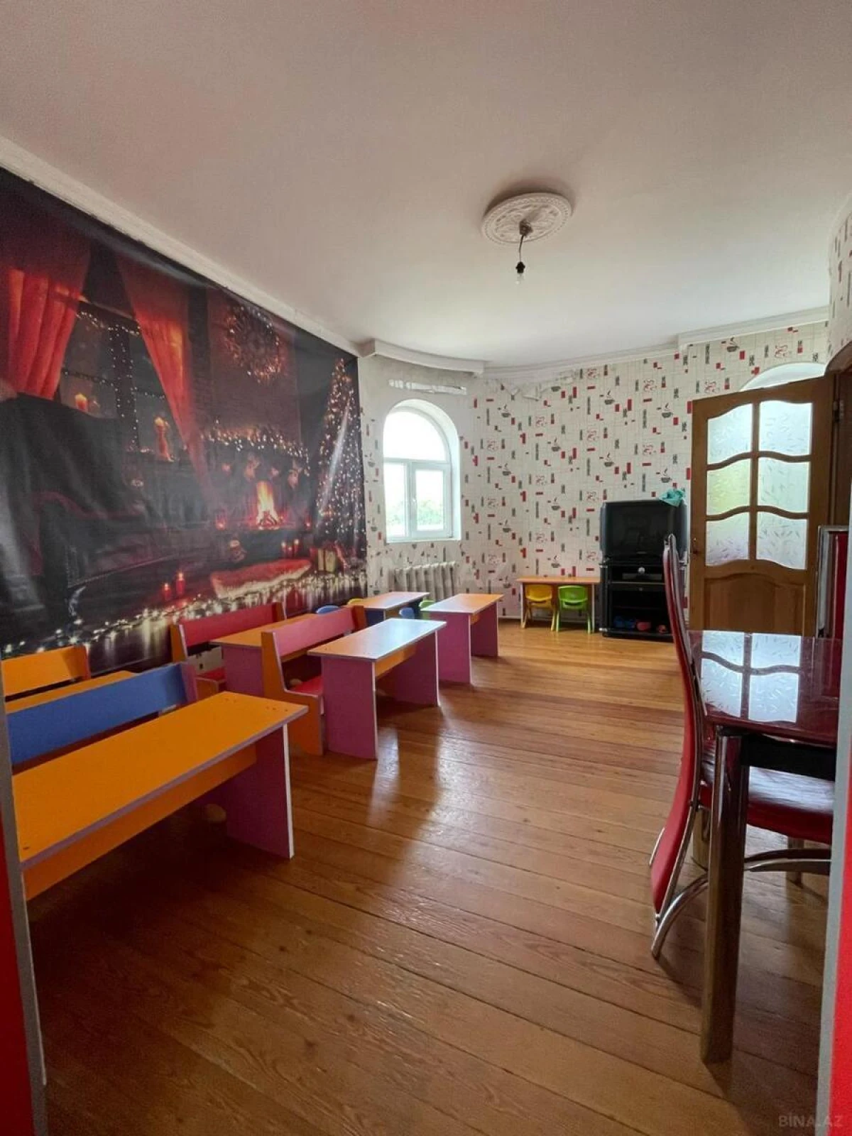 Satılır 7 otaqlı həyət evi 500 m²