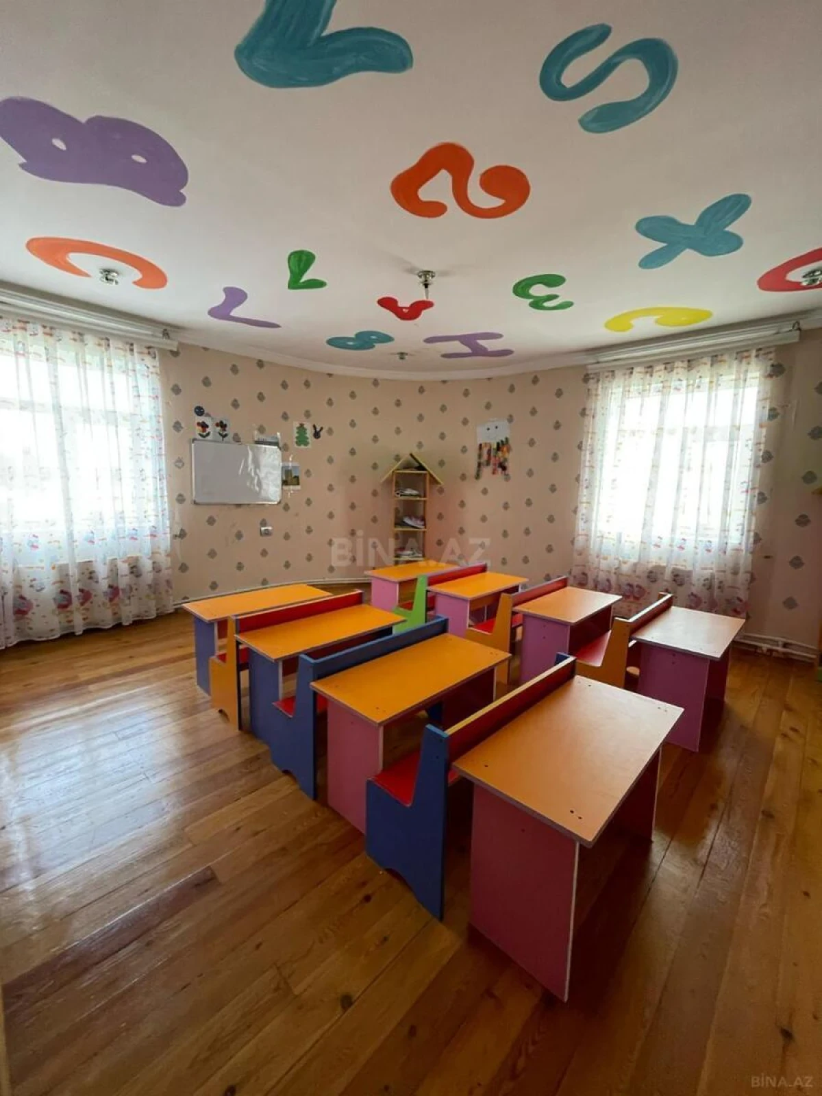 Satılır 7 otaqlı həyət evi 500 m²