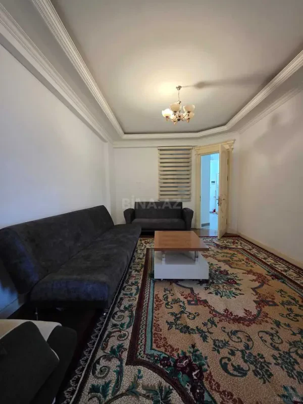 Kirayə verilir 2 otaqlı mənzil 65 m²