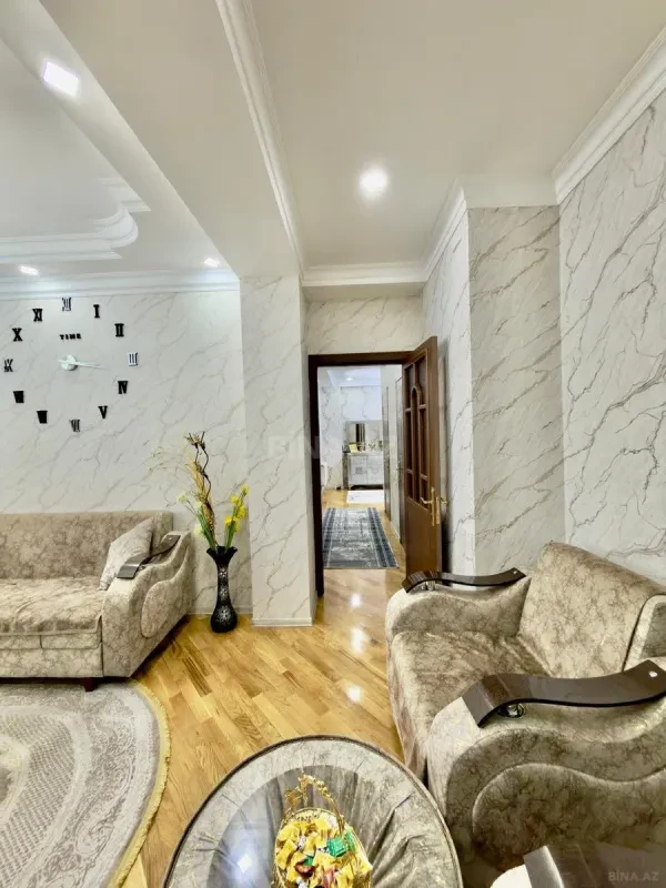 Satılır 3 otaqlı mənzil 99 m²