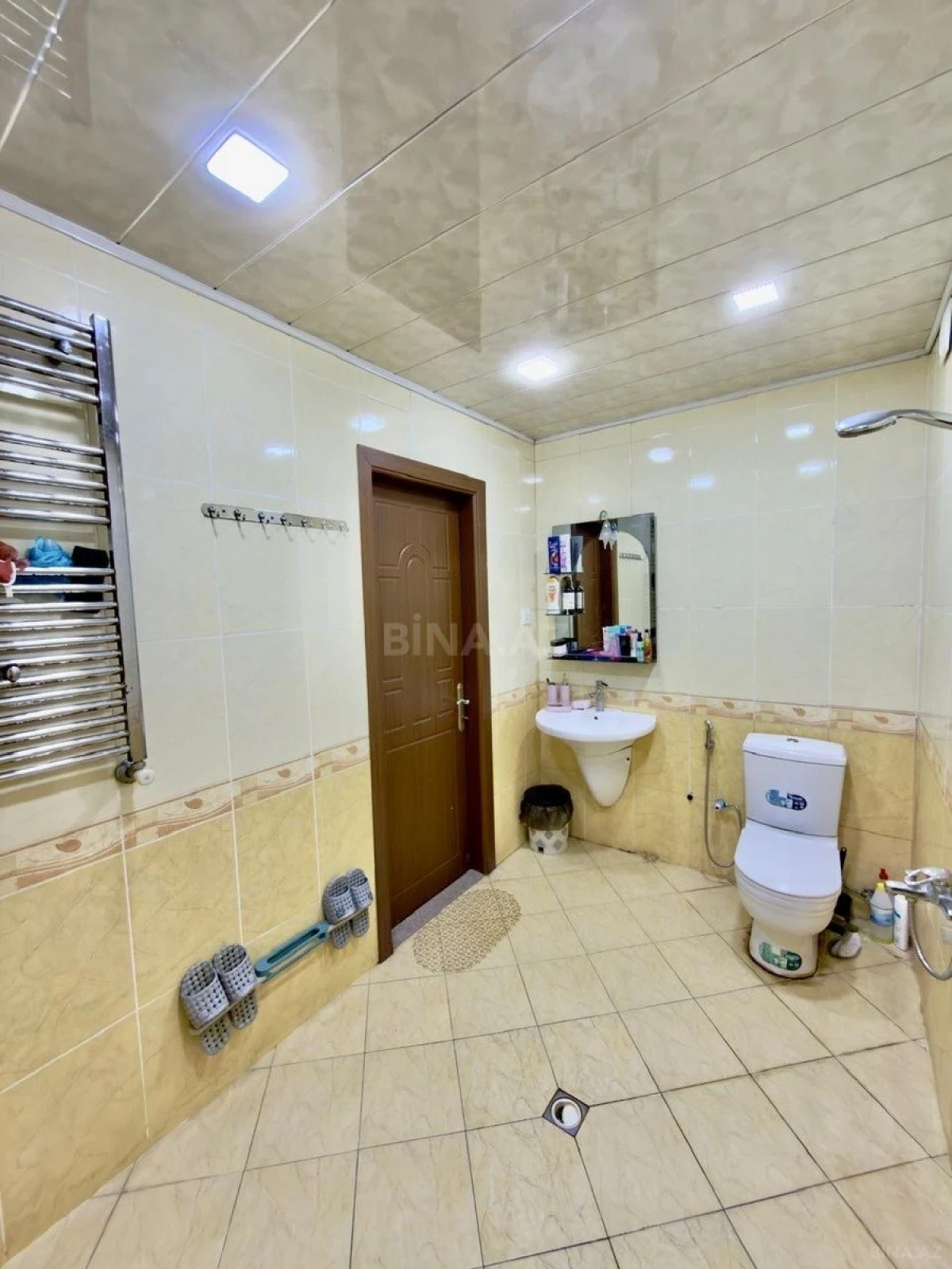 Satılır 3 otaqlı mənzil 99 m²