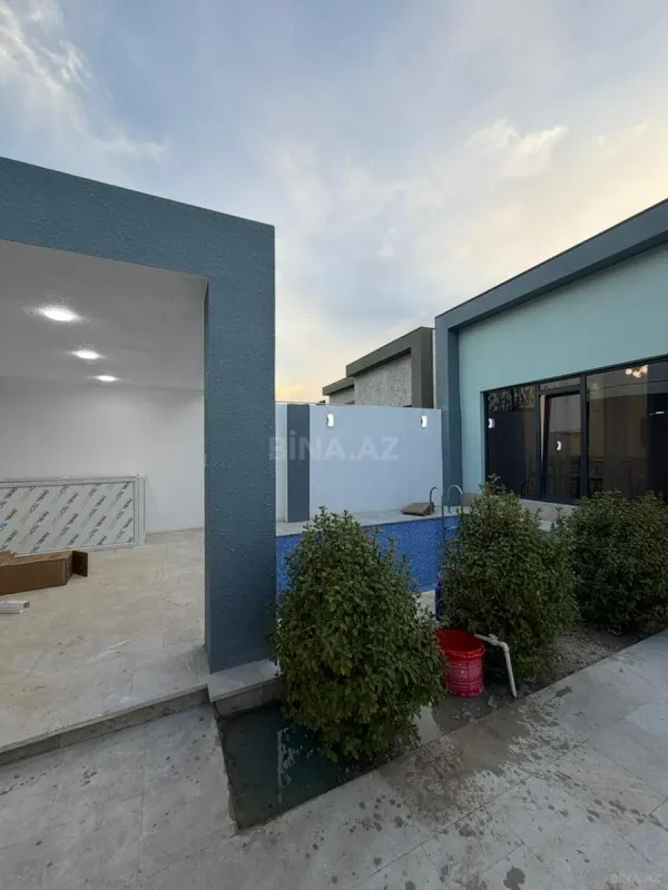Satılır 4 otaqlı həyət evi 140 m²