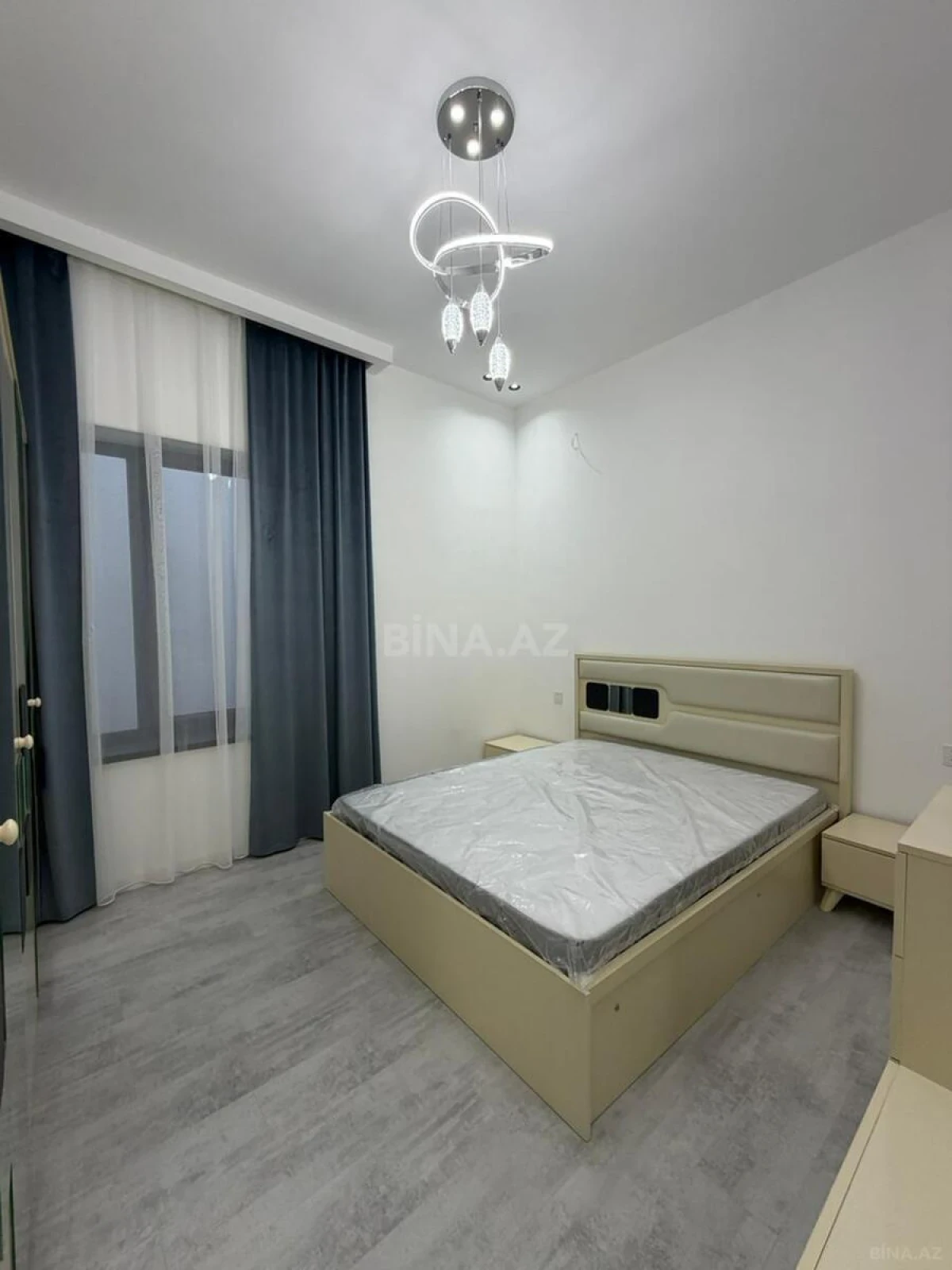 Satılır 4 otaqlı həyət evi 140 m²