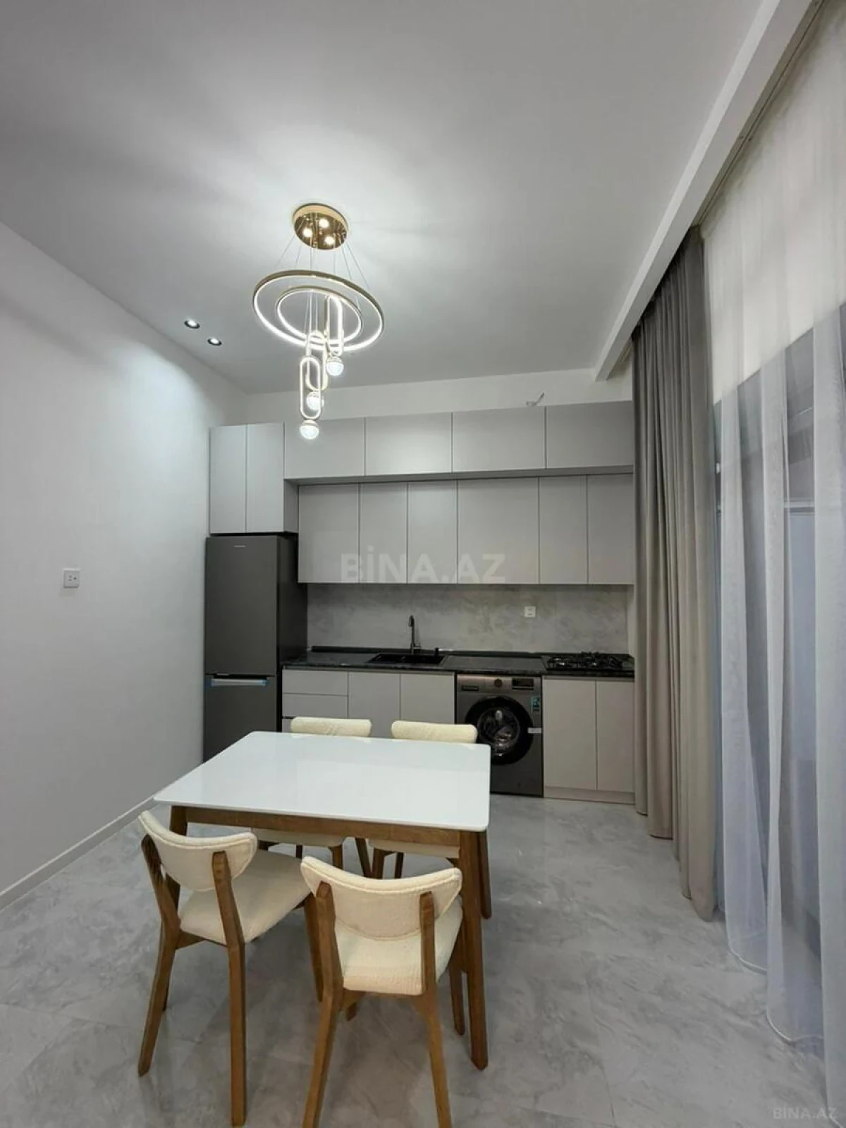 Satılır 4 otaqlı həyət evi 140 m²