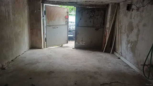 Satılır qaraj 20 m²